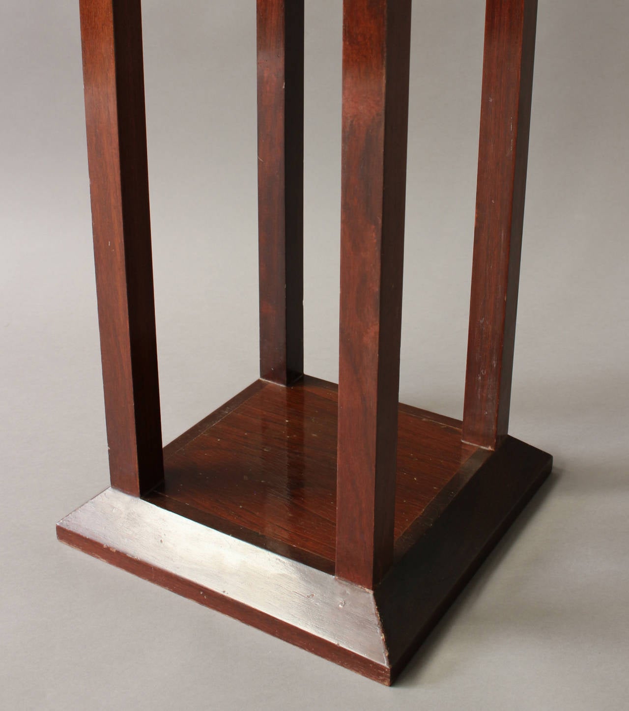 Fine French Art Deco Mahogany and Palisander Pedestal For Sale 1