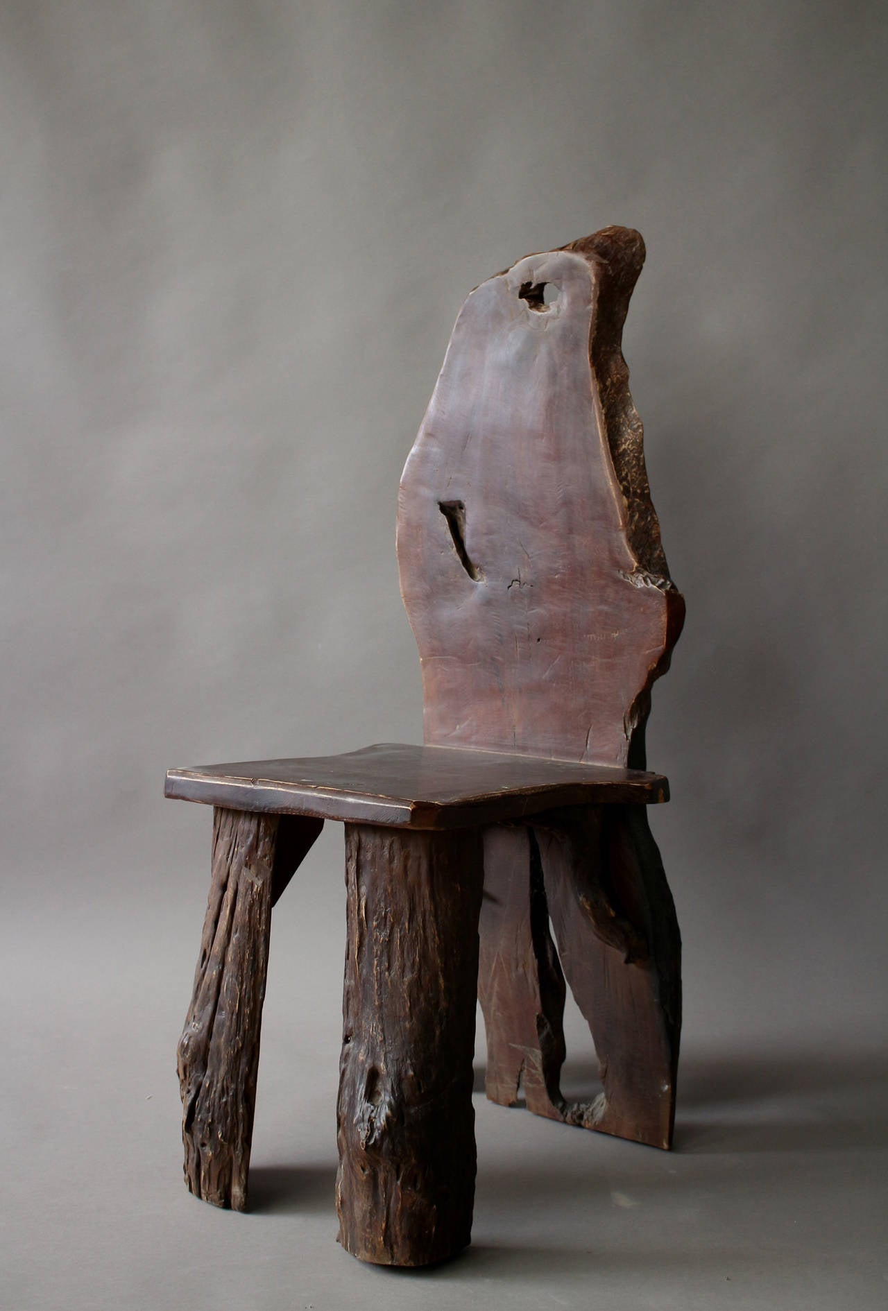 Französischer Schreibtisch und Stuhl aus Holz mit organischem und skulpturalem Design aus der Mitte des Jahrhunderts im Angebot 3