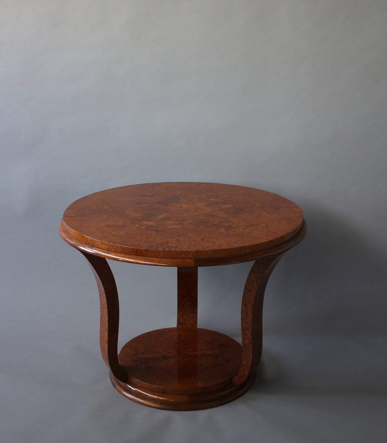 A Fine French Art Deco Round Amboyna Gueridon In Good Condition In Long Island City, NY