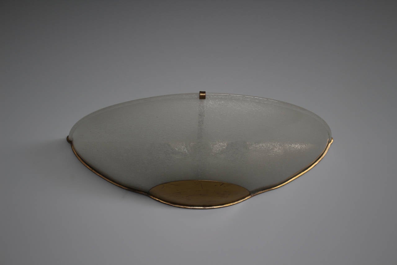 Gran Lámpara de Cristal de Murano y Metal Dorado Moderno de mediados de siglo en venta
