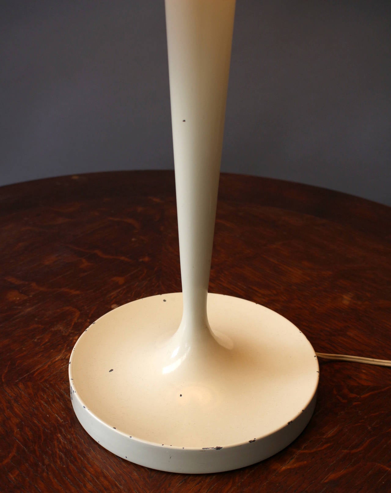 A Fine French Art Deco Table Lamp by Jean Perzel For Sale 2