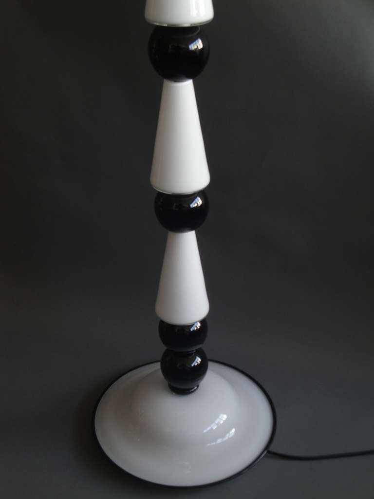 Italian 1980s Black and White Hand Blown Murano Glass Floor Lamp 1