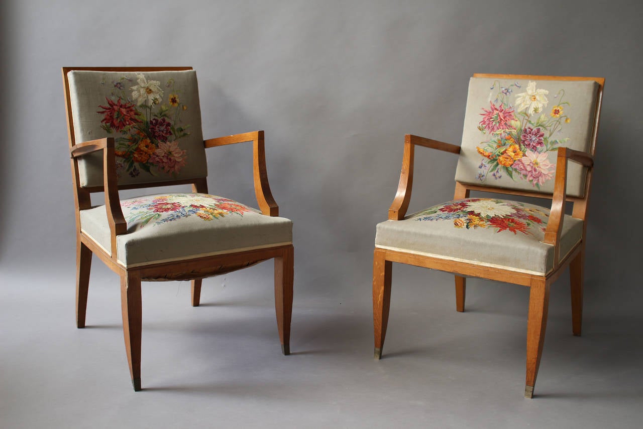 A Set of 10 Fine French Art Deco Chairs by Lucien Rollin (8 Side and 2 arm) In Good Condition In Long Island City, NY