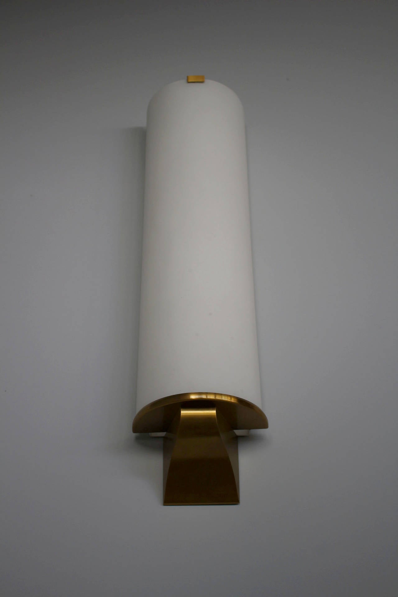 Fine French Art Deco Semi Cylinder Shape Sconce by Jean Perzel In Good Condition For Sale In Long Island City, NY