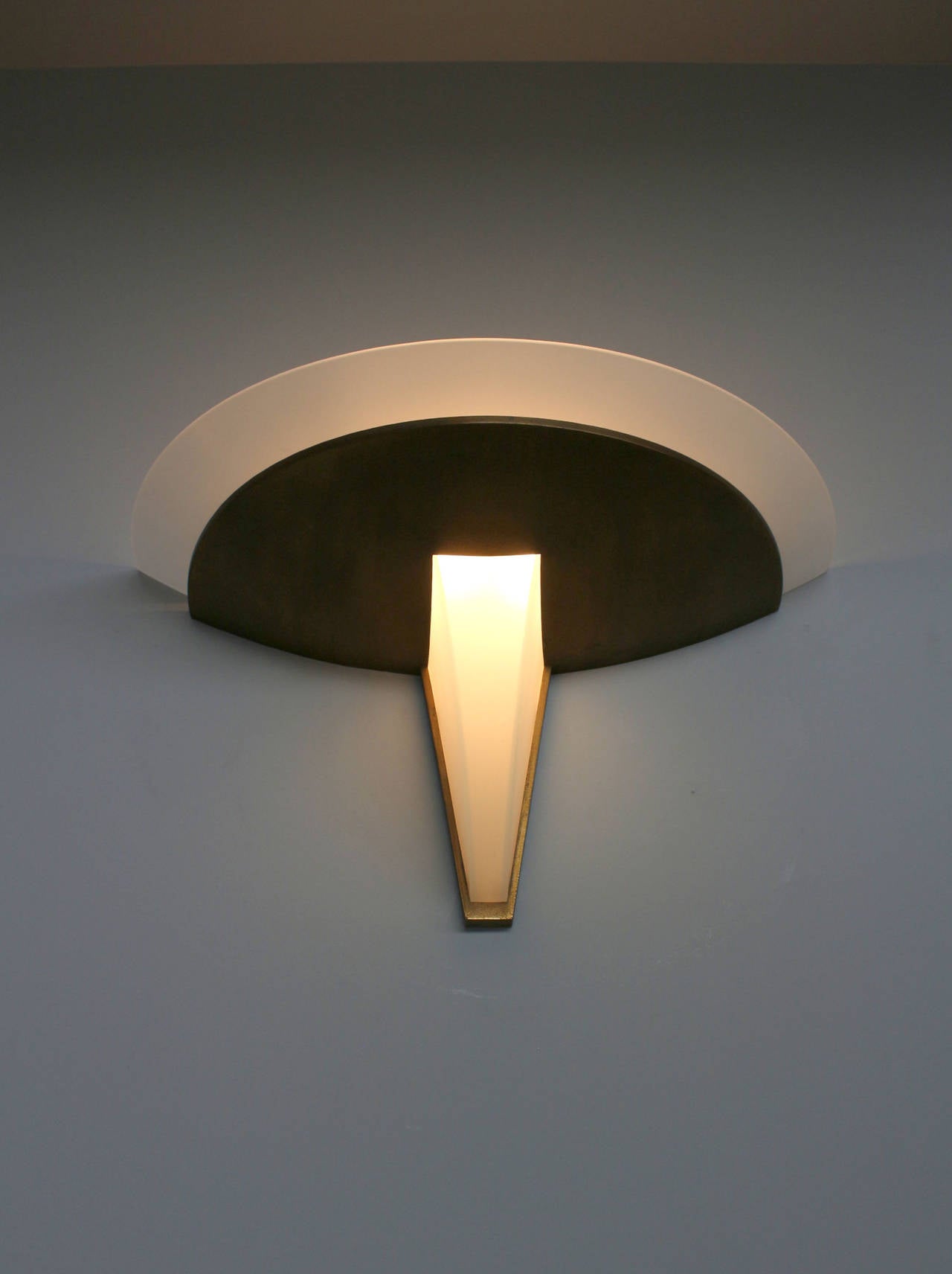 Mid-20th Century Fine French Art Deco Sconce by Jean Perzel For Sale