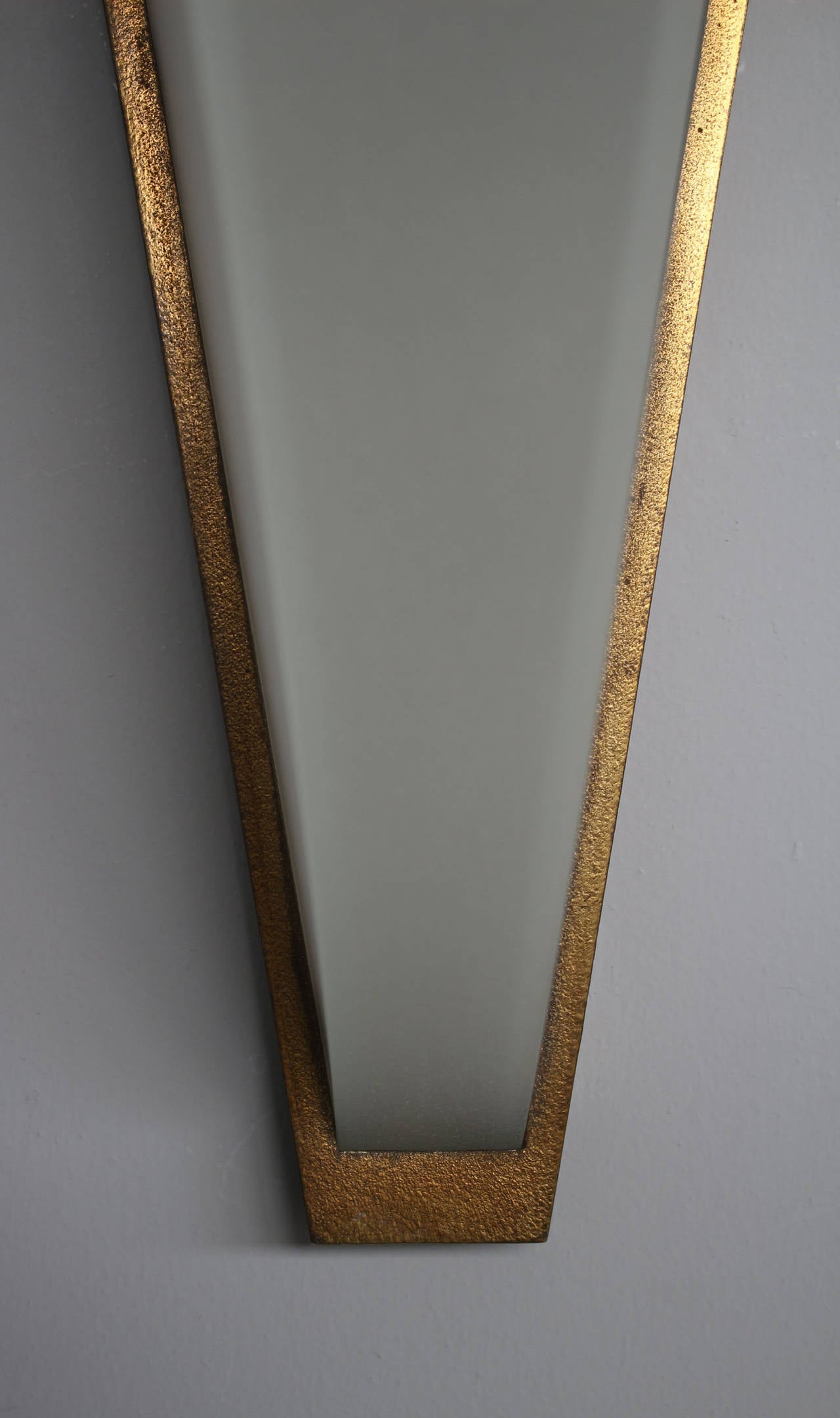 Fine French Art Deco Sconce by Jean Perzel For Sale 3