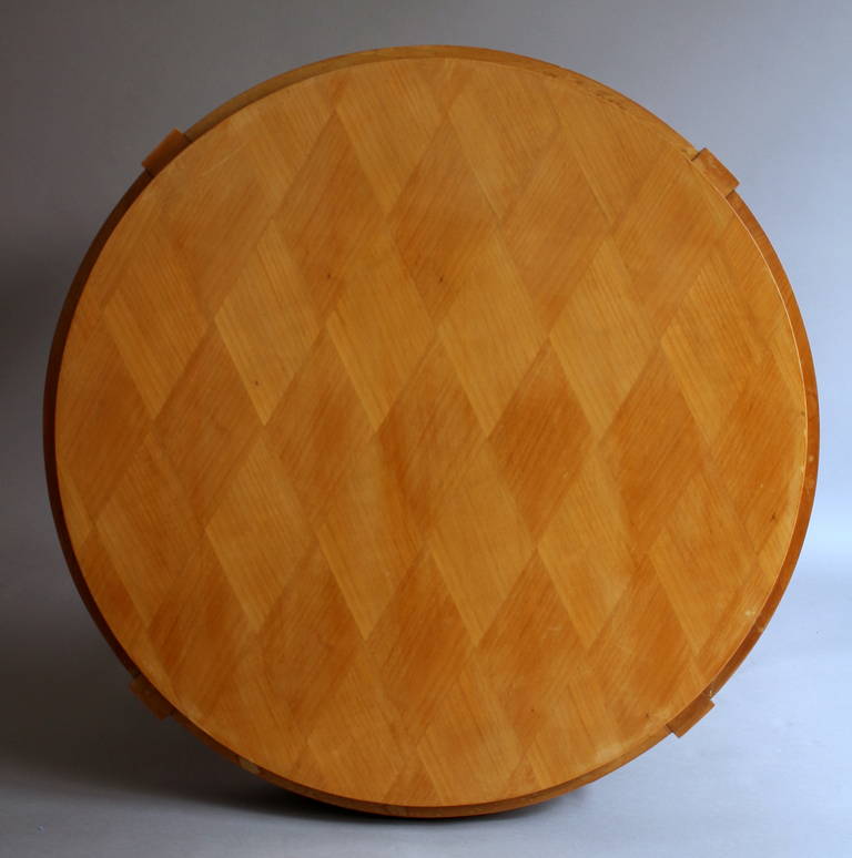 Fine French Art Deco Cherry Gueridon For Sale 2