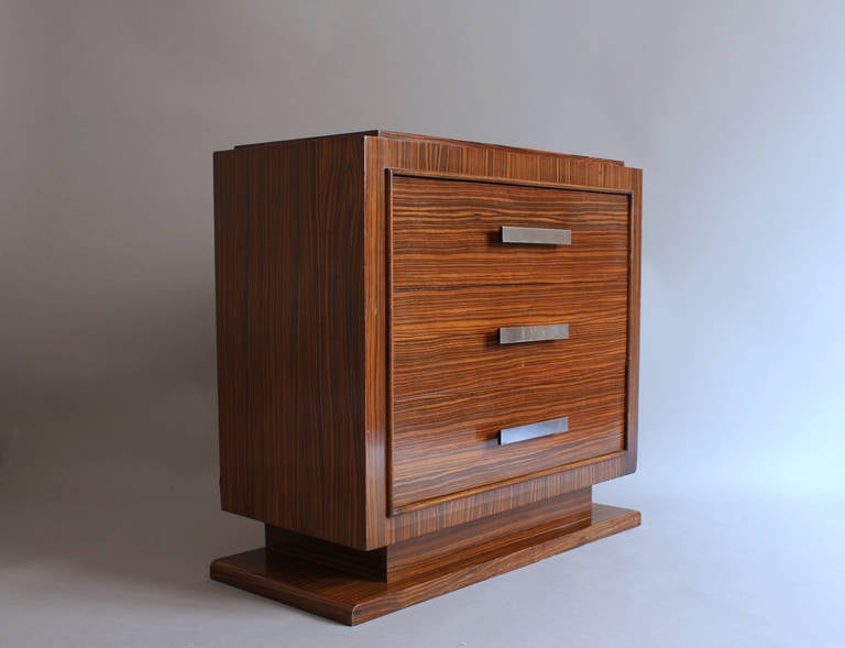 Small French Art Deco Rosewood Commode In Good Condition In Long Island City, NY