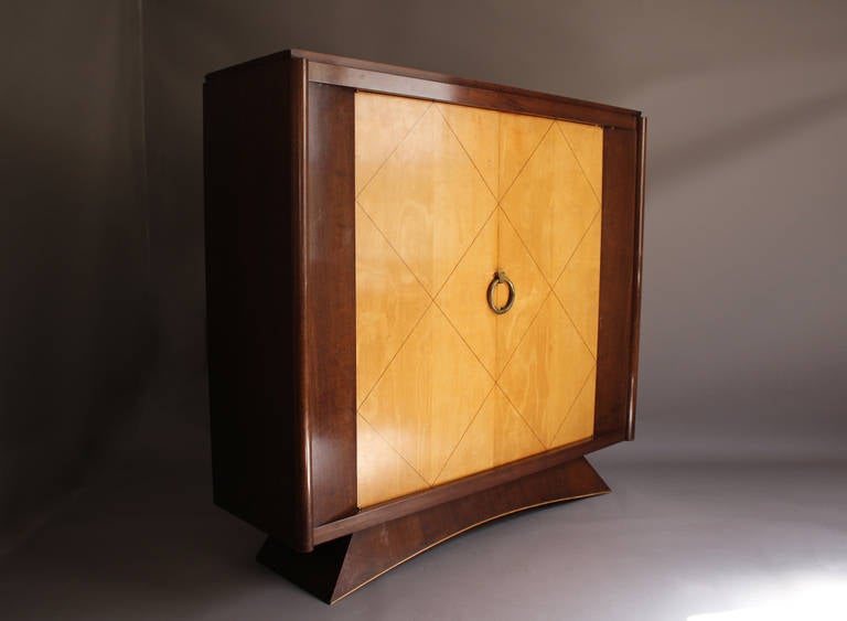 Fine French Art Deco Rosewood and Sycamore Two Doors Armoire In Good Condition In Long Island City, NY
