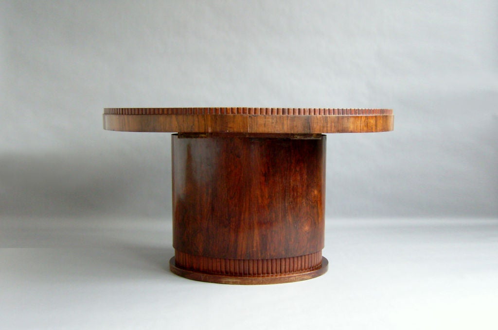 Mid-20th Century Fine French Art Deco Rosewood Oval Table