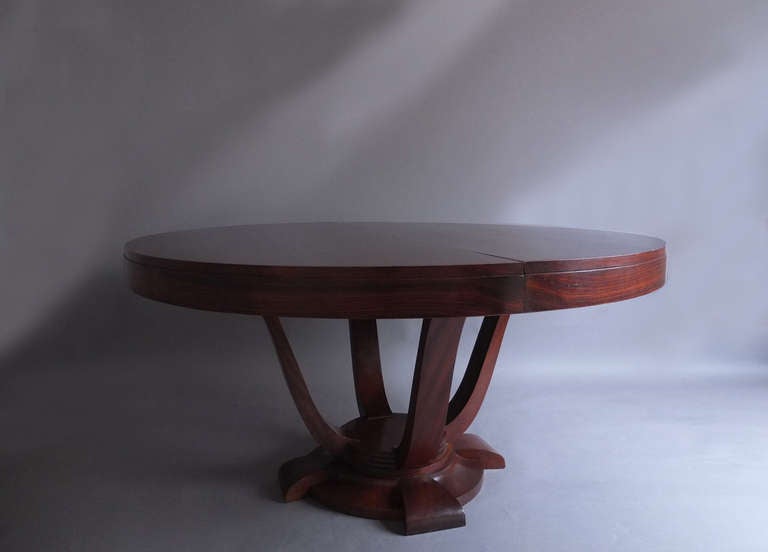 Fine French Art Deco Rosewood Round Dining or Center Table In Good Condition In Long Island City, NY