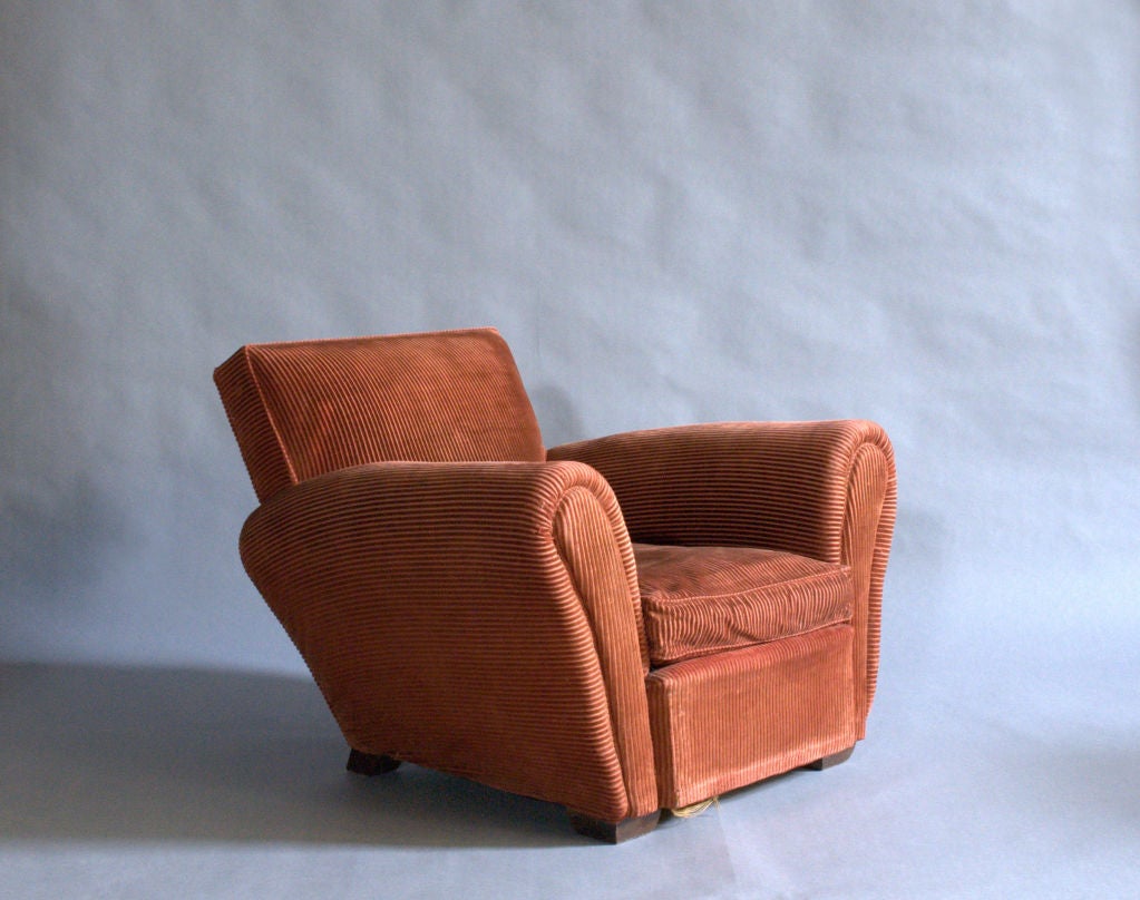 20th Century A Pair of French Art Deco Club Chairs