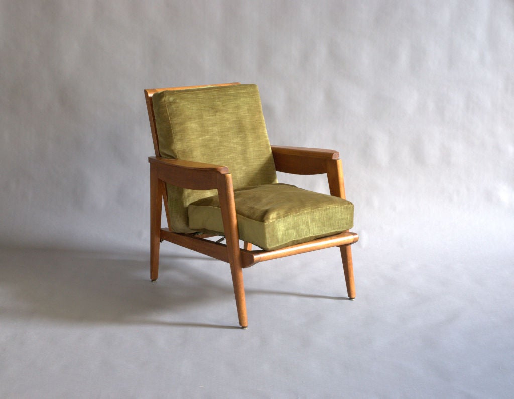 Mid-Century Modern A Pair of Fine French 1950s Armchairs For Sale
