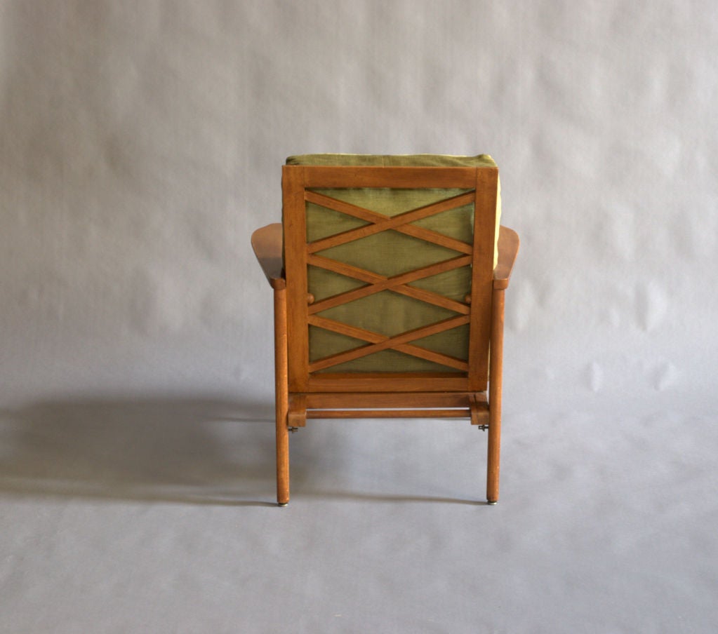Ein Paar feine französische Sessel aus den 1950er Jahren (20. Jahrhundert) im Angebot