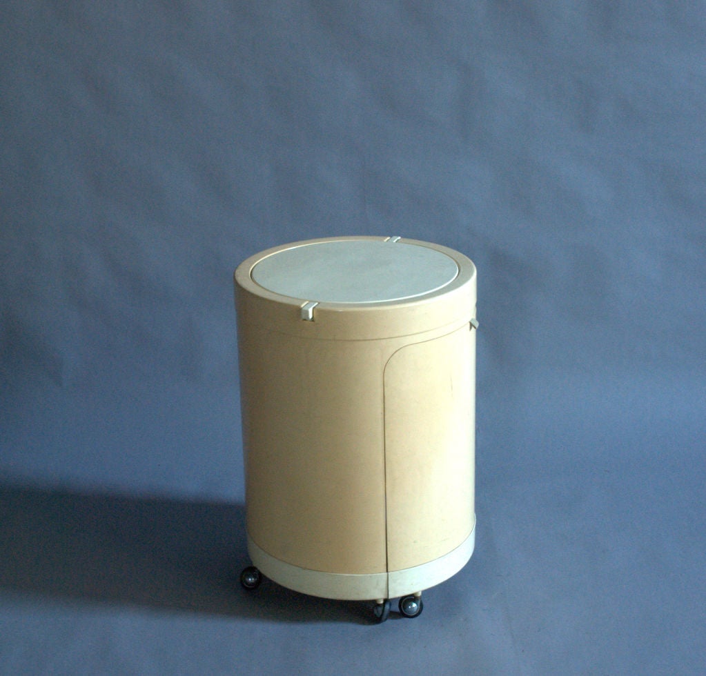 plastic vanity chair