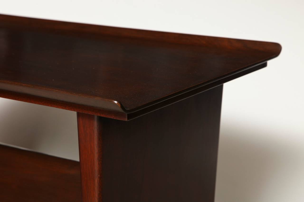 Edward Wormley for Dunbar Side Table In Excellent Condition In New York, NY