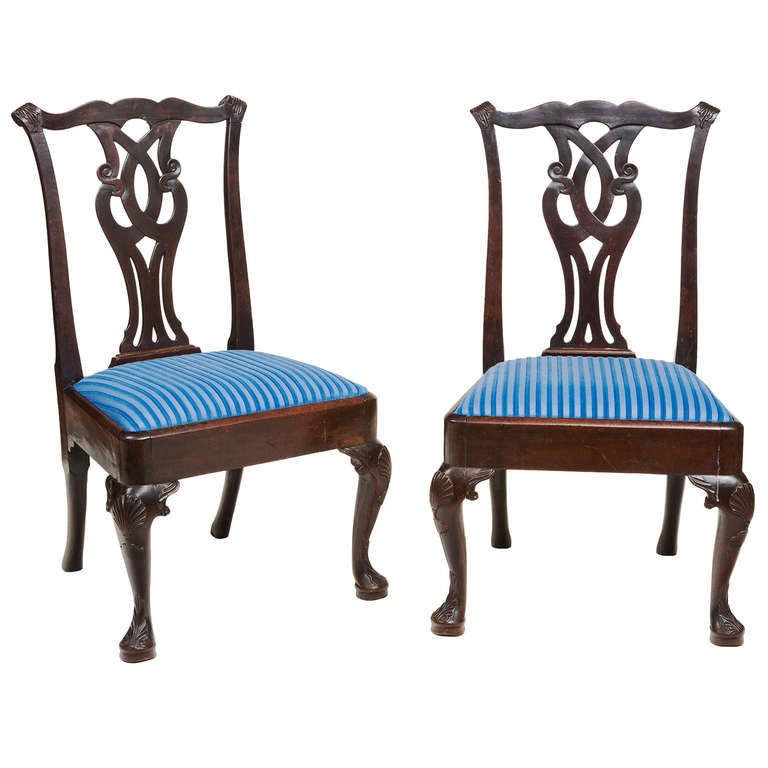 Pair of 18th Century Irish Side Chairs For Sale at 1stdibs