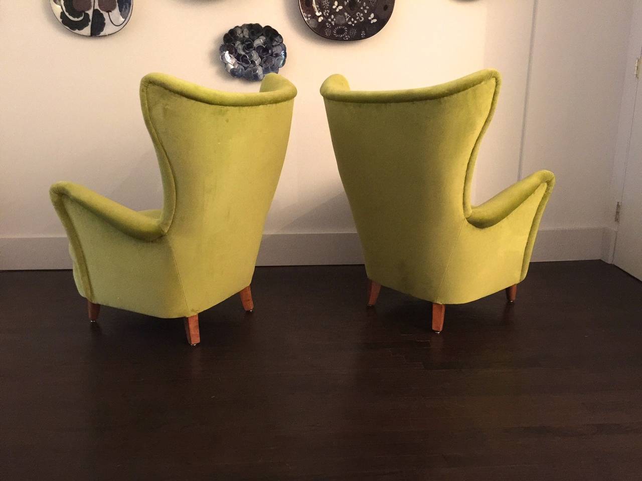 Danish Pair of Sculptural Lounge Chairs, Denmark, circa 1940