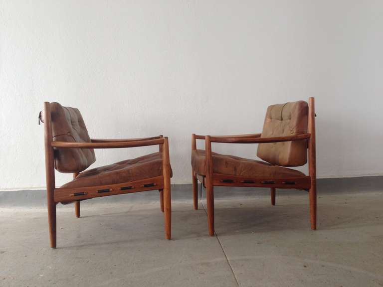 Scandinavian Modern Pair of Armchairs in Original Leather and Teak by Ingemar Thillmark