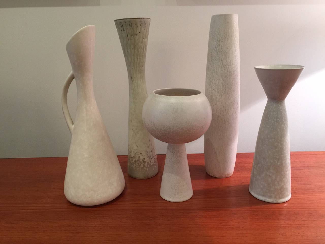Collection of vases produced at Rörstrand porcelain factory in Sweden, circa 1950. By artists Gunnar Nylund and Carl Harry Stålhane in beautiful eggshell glazes. 

1. Vase by Gunnar Nylund for Rörstrand, Sweden, circa 1950, 11.75