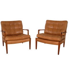 Pair of Scandinavian lounge chairs by Arne Vodder