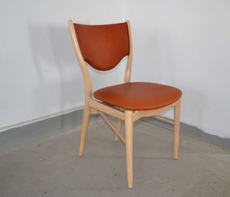 Scandinavian Modern Set of 8 dining chairs by Finn Juhl