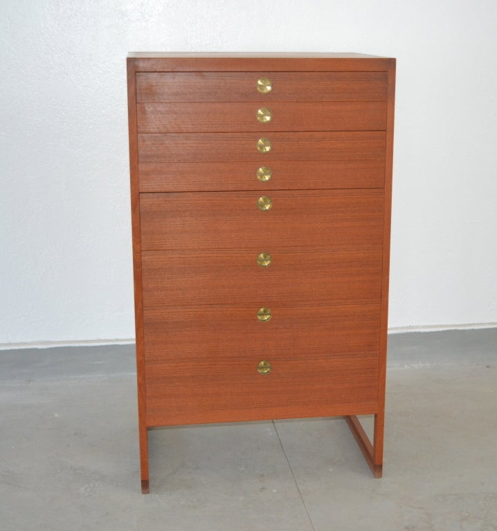 tall vanity chest of drawers