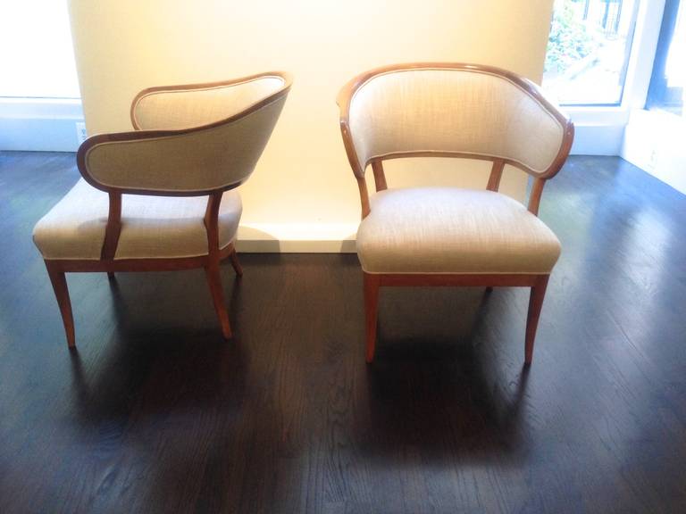 Pair of elegant armchairs by Carl Malmsten, Sweden ca. 1940. Beech with new upholstery.
Excellent condition.

30