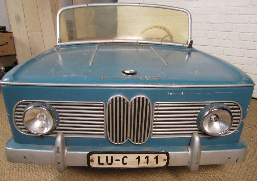 Mid-20th Century 1961 BMW 1500 Carousel Sedan