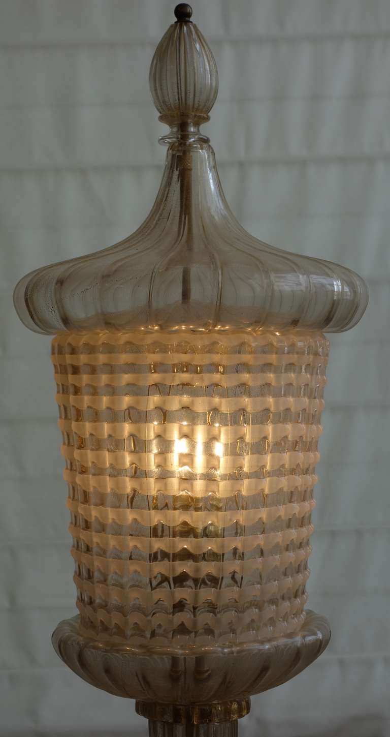 Stately Venetian, Glass Marbro Table Lamp In Excellent Condition For Sale In San Francisco, CA