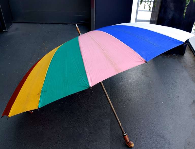 1940s Canvas Beach Umbrella In Good Condition In San Francisco, CA