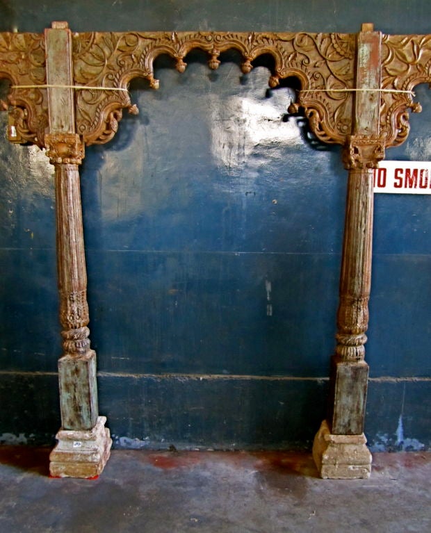 Indian Carved Archway In Good Condition In San Francisco, CA