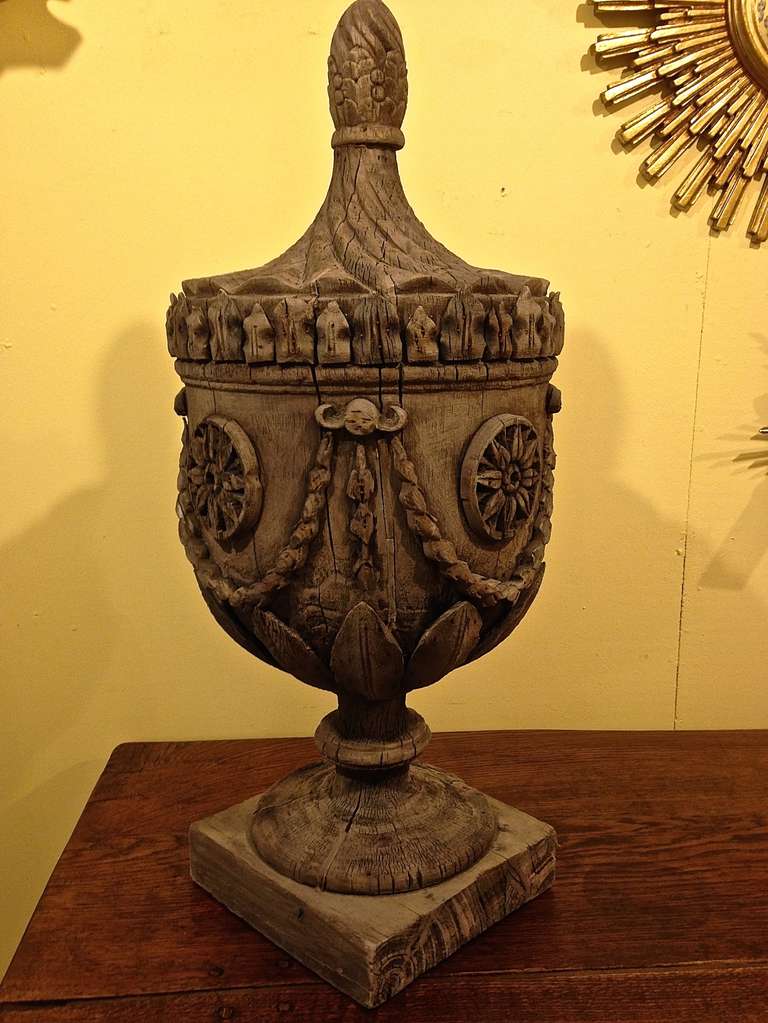 Wood French Hand-Carved Finial