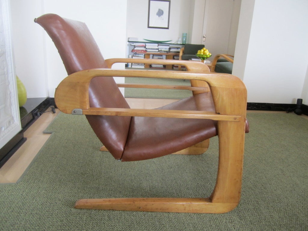 American KEM Weber Airline Chair