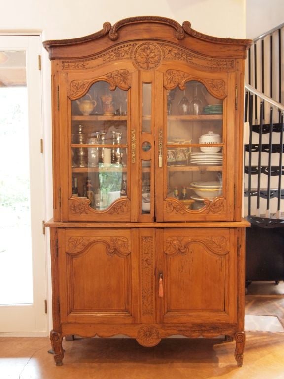 French Buffet a Deux Corps