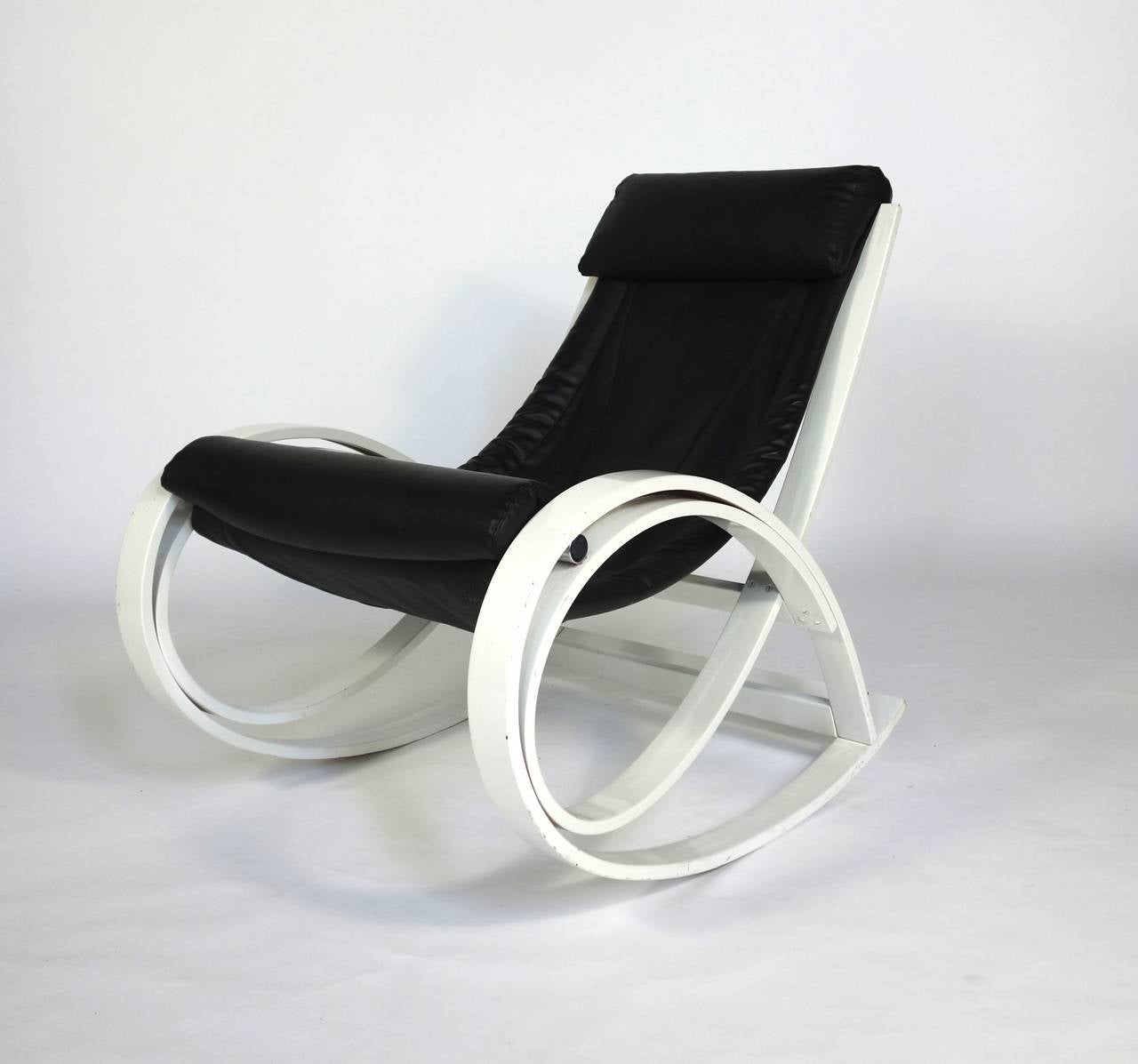 An iconic design by Gae Aulenti. The Sgarsul rocker was designed in the 1960s by Gae Aulenti and has been an iconic form every since. Retains its Poltronova/Stendig sticker.

Provenance: Lisa Belzberg Collection, Wright Auction House.