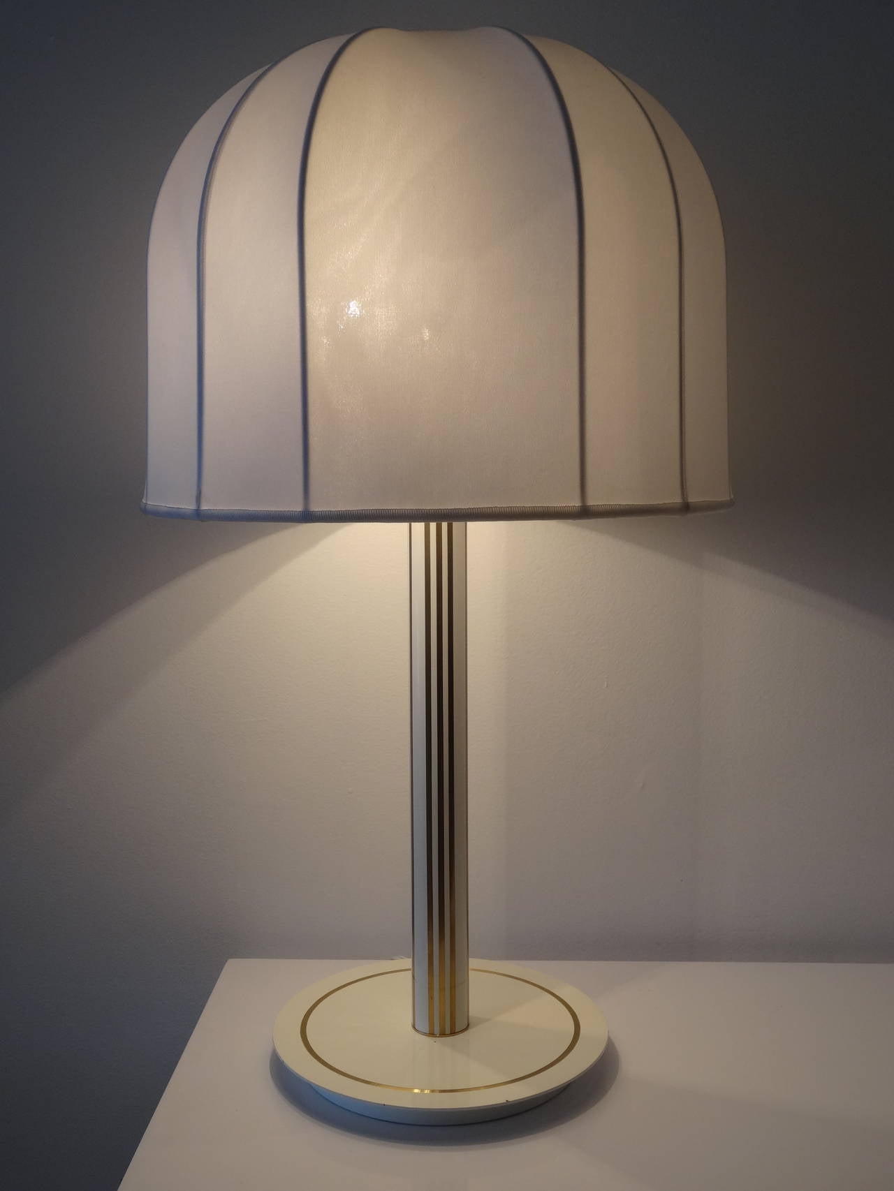 Modern Pair of Lamps Attributed to Antonio Pavia