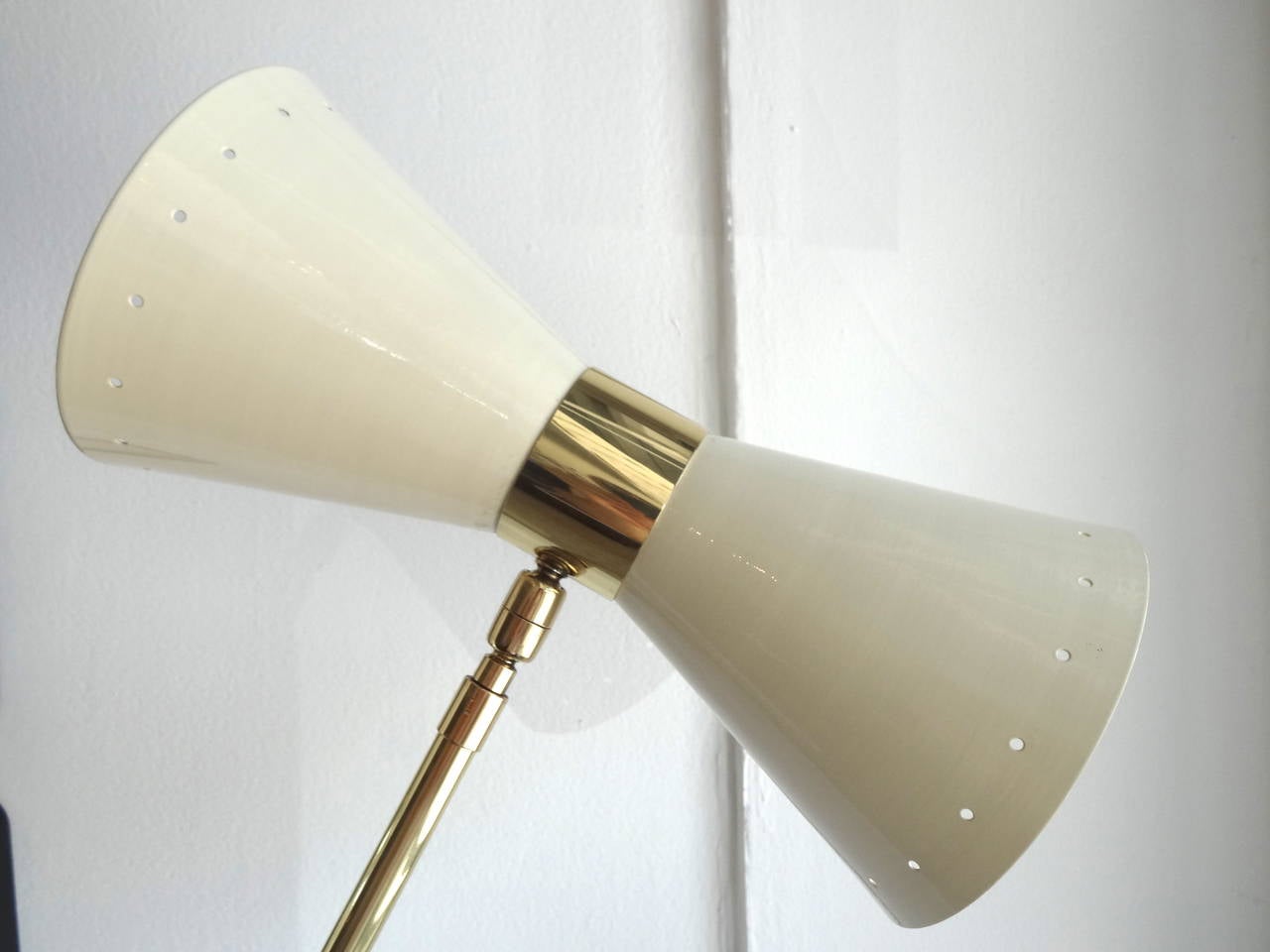 Mid-20th Century Italian Brass Floor Lamp