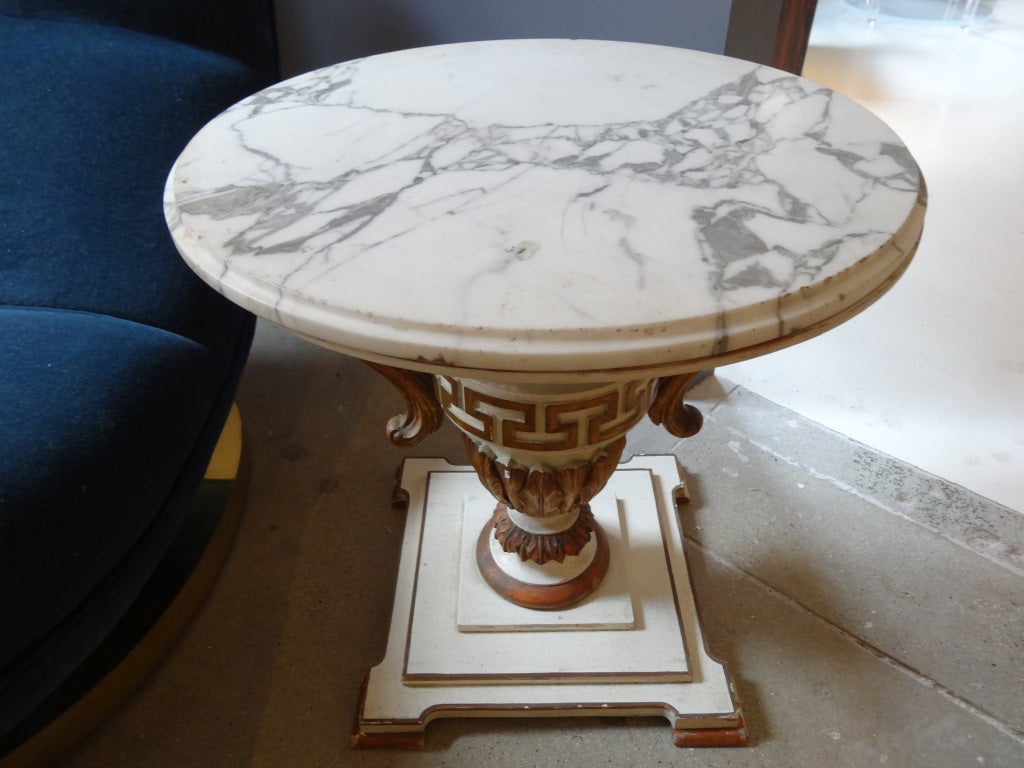 Neoclassical Urn Table In Good Condition In North Miami, FL