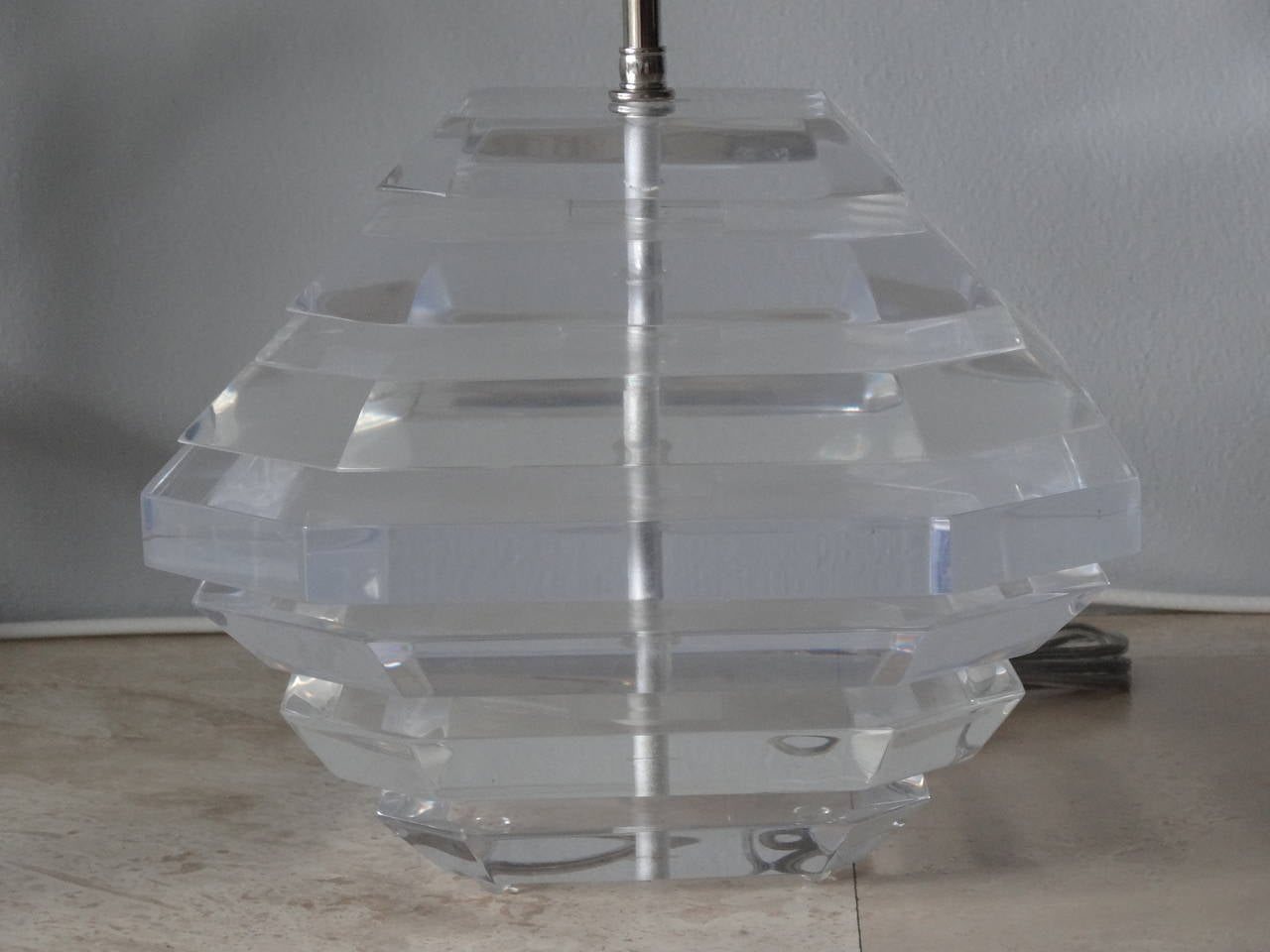 Pair of Karl Springer Style Lucite Lamps In Excellent Condition In North Miami, FL