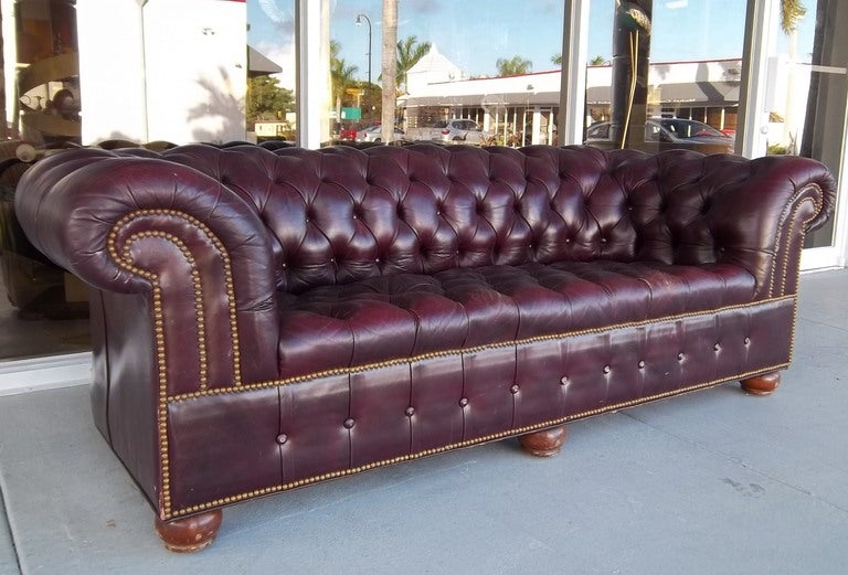 Chesterfield Sofa In Good Condition In North Miami, FL