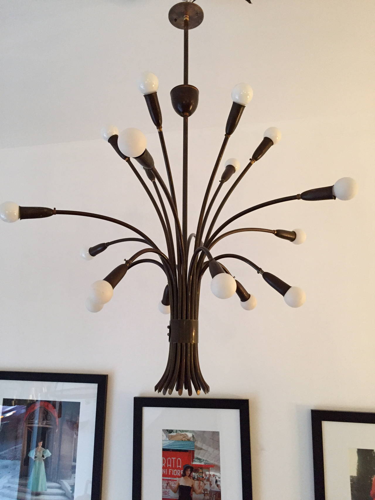 Mid-Century moderno Bouquet italiano anni '50 Sputnik di Lumi in vendita