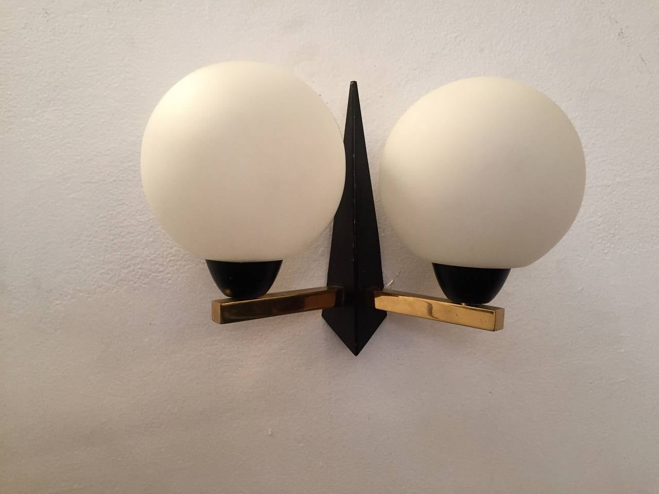 Pair of French 1950s Wall Lights In Excellent Condition In New York, NY