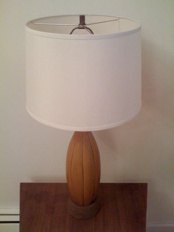 One Ceramic Gourd Table Lamp In Good Condition For Sale In New York, NY