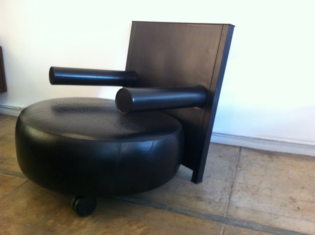 Pair of Antonio Citterio 80's Leather Chairs (3)