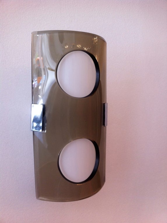 Pair of Italian 60's Glass Wall Lights For Sale 4