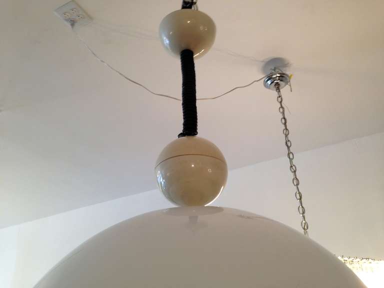 Space Age Martinelli Luce Pendant In Excellent Condition In New York, NY