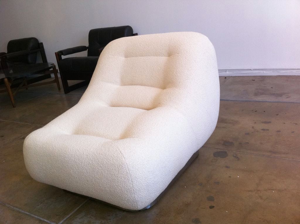 white space age chair white space age chair