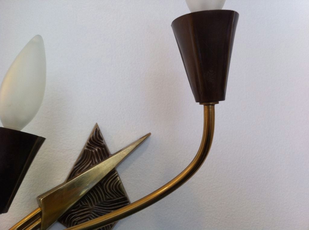 Pareja de apliques o candelabros franceses de los años 70 en venta 1