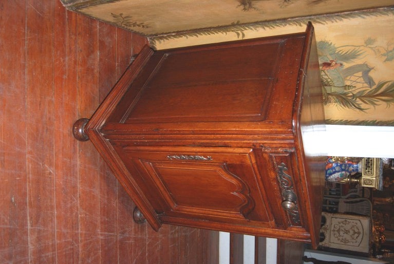 French 18th c. Walnut Confuitier Cabinet For Sale